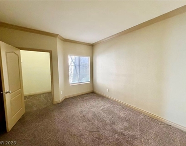 5525 W Flamingo Road - Photo Thumbnail 9