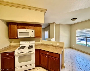 5525 W Flamingo Road - Photo Thumbnail 5