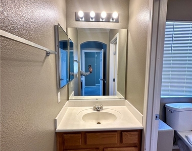 9362 Boulder Opal Avenue - Photo Thumbnail 11