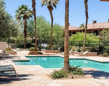 7701 W Robindale Road - Photo Thumbnail 17