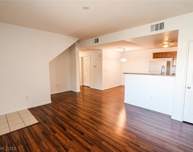 7701 W Robindale Road - Photo Thumbnail 7