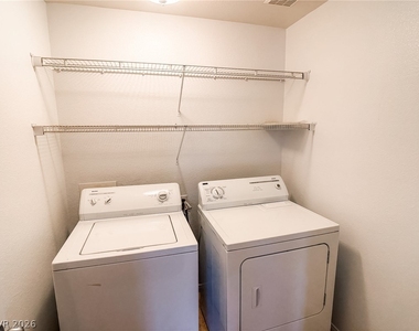 7701 W Robindale Road - Photo Thumbnail 14