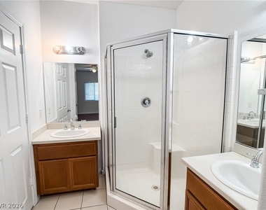 7701 W Robindale Road - Photo Thumbnail 9