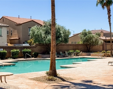 7701 W Robindale Road - Photo Thumbnail 18
