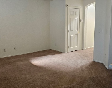 7356 Umberto Street - Photo Thumbnail 20