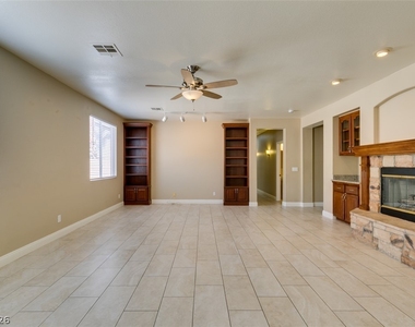 2255 Calistoga Court - Photo Thumbnail 11