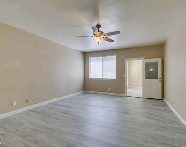 2255 Calistoga Court - Photo Thumbnail 25