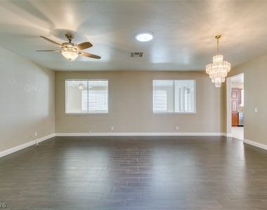 2255 Calistoga Court - Photo Thumbnail 6