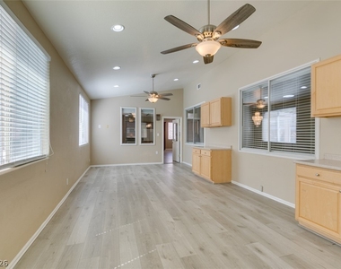 2255 Calistoga Court - Photo Thumbnail 31