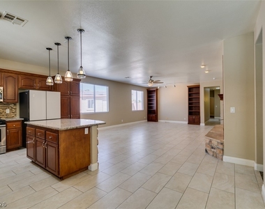 2255 Calistoga Court - Photo Thumbnail 17