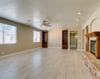 2255 Calistoga Court - Photo Thumbnail 10