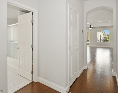 5736 Brimstone Hill Avenue - Photo Thumbnail 27