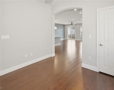 5736 Brimstone Hill Avenue - Photo Thumbnail 21