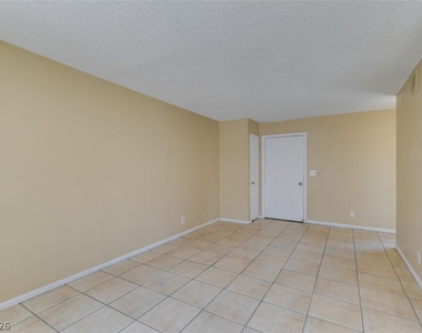 3615 Kolendo Court - Photo Thumbnail 12