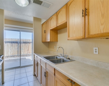 3615 Kolendo Court - Photo Thumbnail 24