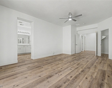 835 Entrada Ridge Avenue - Photo Thumbnail 14