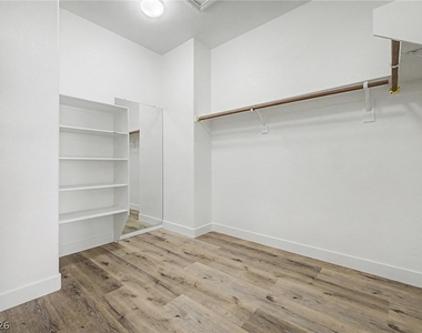 835 Entrada Ridge Avenue - Photo Thumbnail 18