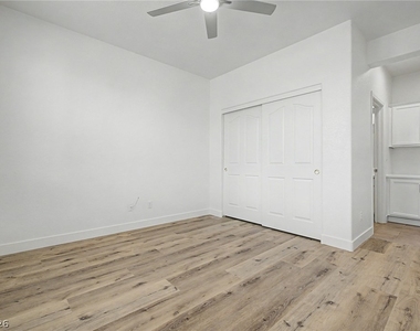 835 Entrada Ridge Avenue - Photo Thumbnail 22