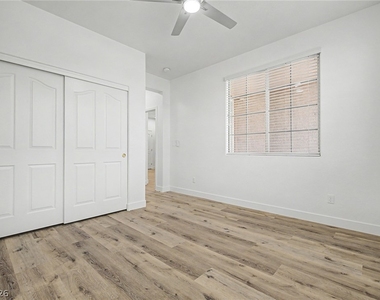 835 Entrada Ridge Avenue - Photo Thumbnail 21