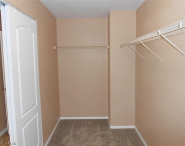 8339 Waylon - Photo Thumbnail 15