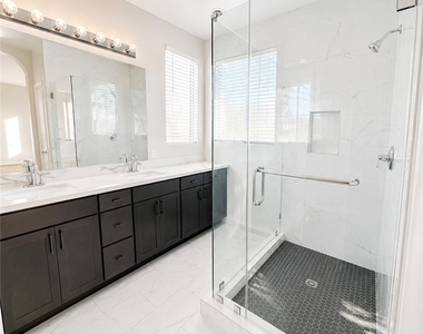 3957 Irvin Avenue - Photo Thumbnail 20