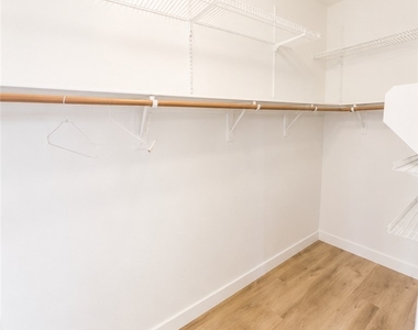 3957 Irvin Avenue - Photo Thumbnail 19