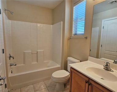 10012 Madison Walk Avenue - Photo Thumbnail 33