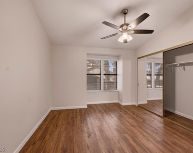 2410 Pickwick Drive - Photo Thumbnail 17