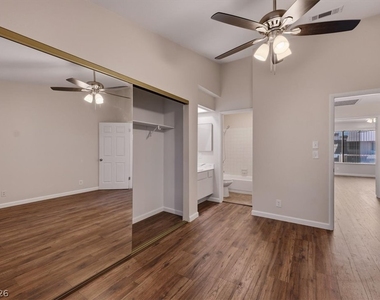 2410 Pickwick Drive - Photo Thumbnail 18