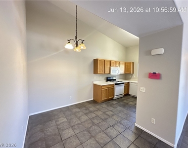 2152 Quarry Ridge Street - Photo Thumbnail 9