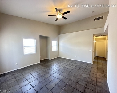 2152 Quarry Ridge Street - Photo Thumbnail 3