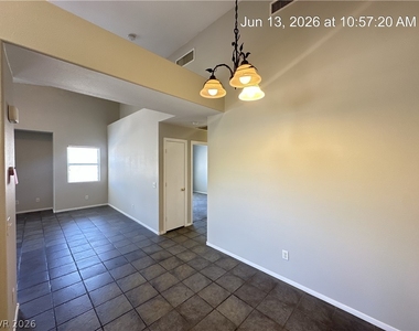 2152 Quarry Ridge Street - Photo Thumbnail 5