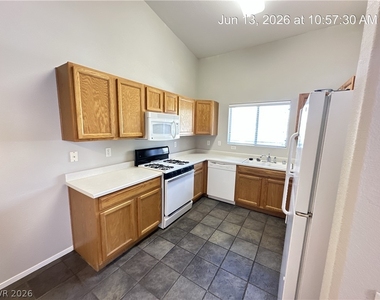 2152 Quarry Ridge Street - Photo Thumbnail 11