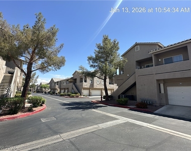 2152 Quarry Ridge Street - Photo Thumbnail 2
