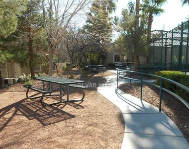 2152 Quarry Ridge Street - Photo Thumbnail 32