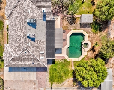 6465 W Quail Avenue - Photo Thumbnail 28