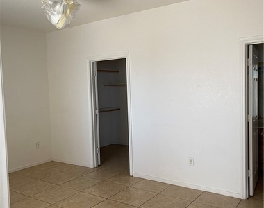 4655 Gold Dust Avenue - Photo Thumbnail 2