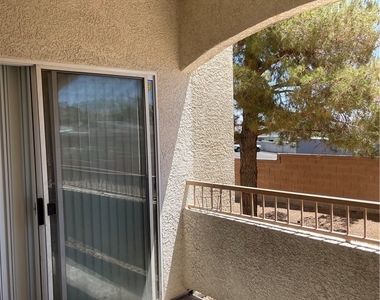 4655 Gold Dust Avenue - Photo Thumbnail 3