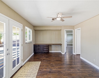 1309 Coronado Drive - Photo Thumbnail 8