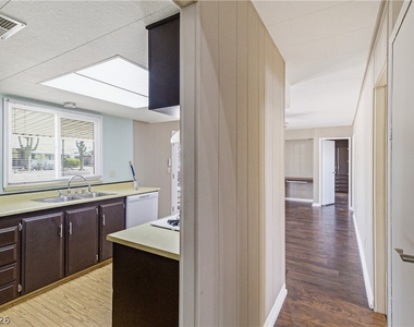 1309 Coronado Drive - Photo Thumbnail 13