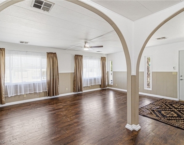 1309 Coronado Drive - Photo Thumbnail 10