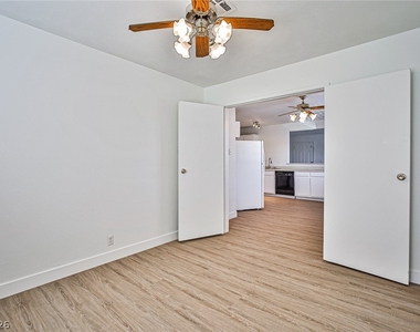 5091 Pioneer Avenue - Photo Thumbnail 7