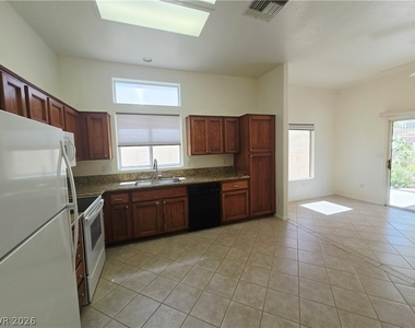 10309 Longwood Drive - Photo Thumbnail 5