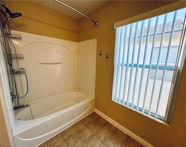 8617 Palomino Ranch Street - Photo Thumbnail 24