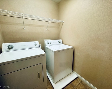 8617 Palomino Ranch Street - Photo Thumbnail 25