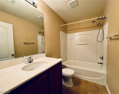 8617 Palomino Ranch Street - Photo Thumbnail 11