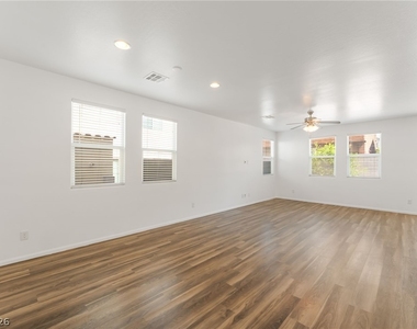 6908 Double Vista Way - Photo Thumbnail 3