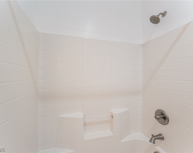6908 Double Vista Way - Photo Thumbnail 34