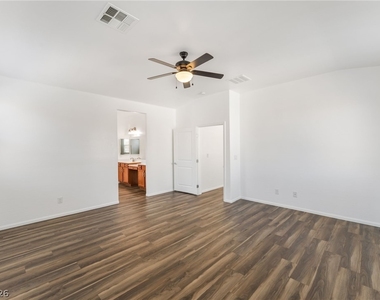 6908 Double Vista Way - Photo Thumbnail 20