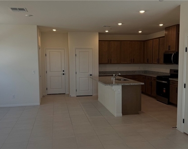 92 Hornbeck Lane - Photo Thumbnail 5